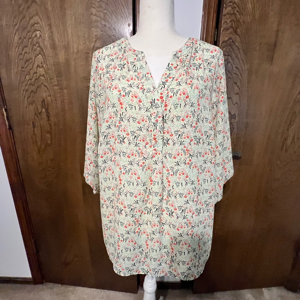 Tahari Floral Blouse - Cream and Red